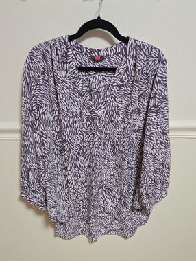 Vince Camuto Purple and White Leaf-Print V-Neck Blouse